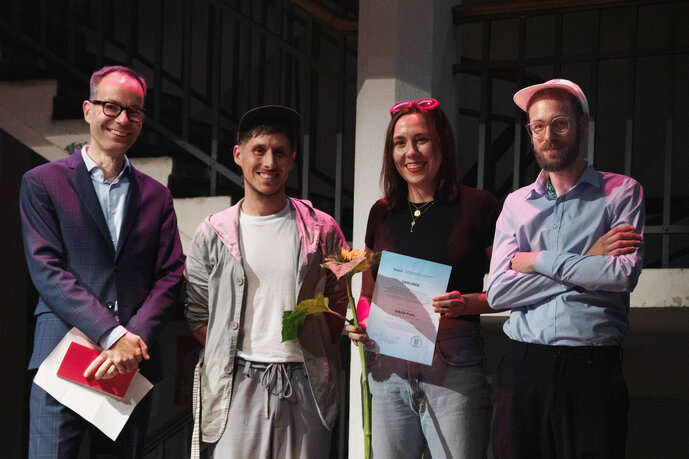 Prof. Matthias Bruhn, Prof. Michael Kryenbühl, Nina Overkott, Prof. Ivan Weiss (v.l.n.r.)