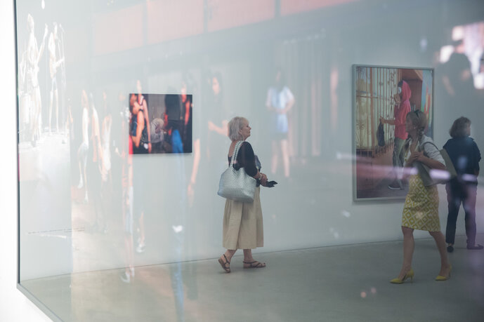 Einblicke in die Ausstellung „JEFF WALL. APPEARANCE“