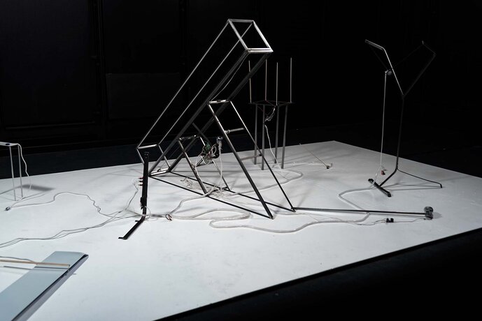 „Rest and Peace“ von Adam Gawel