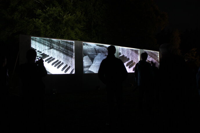 Setzersaal, Mehrkanal-Installation