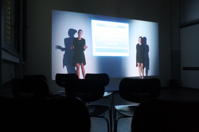 Rauminstallation Life's a pitch