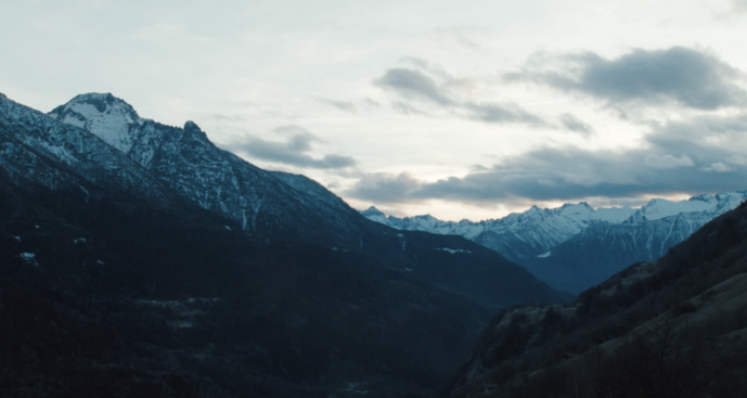 Filmstill from "What remains" by Elenya Bannert, camera: Tilmann Rödiger