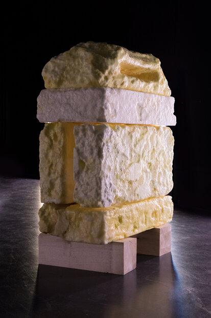 Cenotapht to the bees