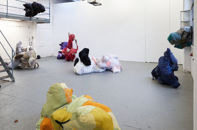 Ausstellungsdokumentation: Elastic Kin