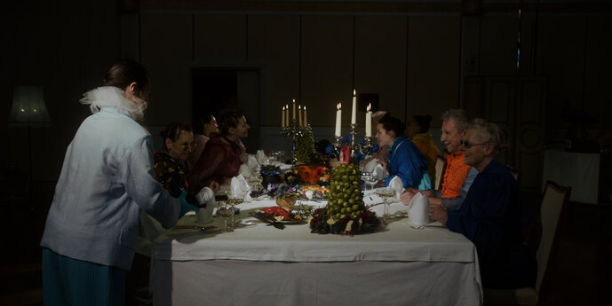 Eine Maschine fliegt in die Luft - Film Still