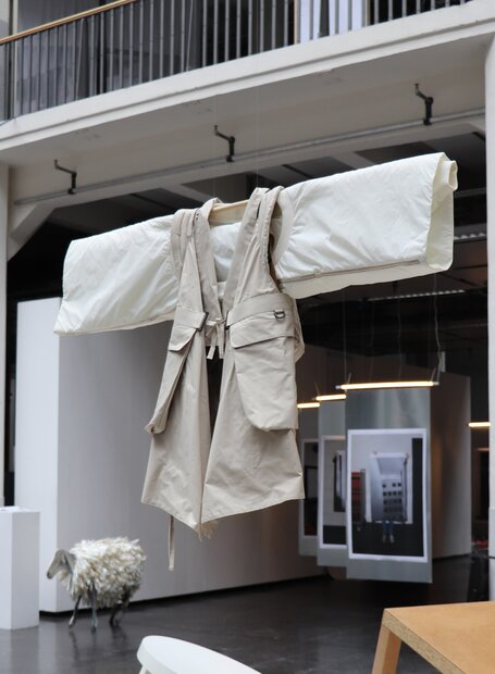 Shanmei Yao, Versatile Vagabond